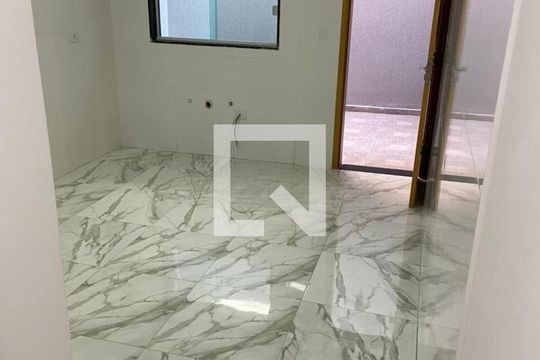 Casa à venda com 3 quartos, 108m² em Vila Ponte Rasa, São Paulo
