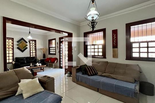 Sala de casa à venda com 4 quartos, 482m² em Nova Vista, Belo Horizonte