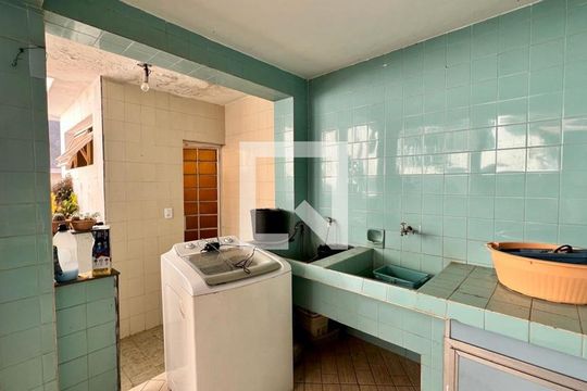 Lavanderia de casa à venda com 4 quartos, 482m² em Nova Vista, Belo Horizonte