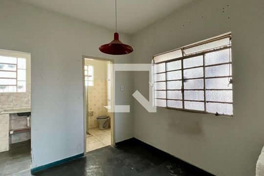 Edicula de casa à venda com 4 quartos, 482m² em Nova Vista, Belo Horizonte