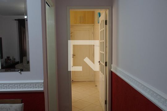 Corredor de casa de condomínio à venda com 2 quartos, 118m² em Vila Maringa, Jundiaí