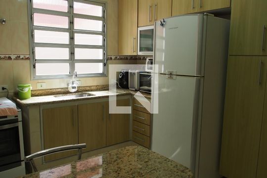 Cozinha de casa de condomínio à venda com 2 quartos, 118m² em Vila Maringa, Jundiaí