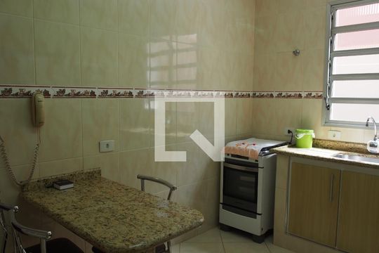 Cozinha de casa de condomínio à venda com 2 quartos, 118m² em Vila Maringa, Jundiaí