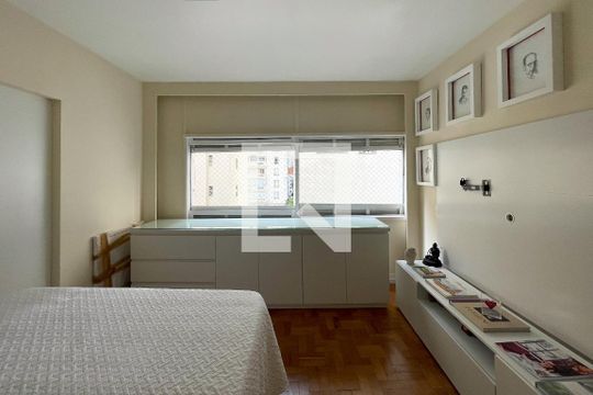 Quarto 1 de apartamento à venda com 3 quartos, 174m² em Jardim Paulista, São Paulo