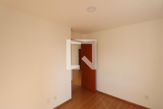 Quarto 2 de apartamento para alugar com 2 quartos, 44m² em Alcantara, São Gonçalo