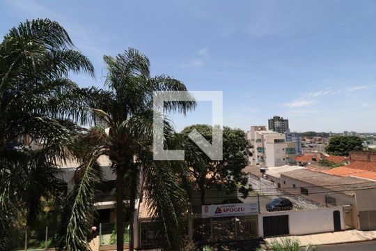 Vista do Quarto 2 de apartamento para alugar com 3 quartos, 100m² em Centro, Uberlândia