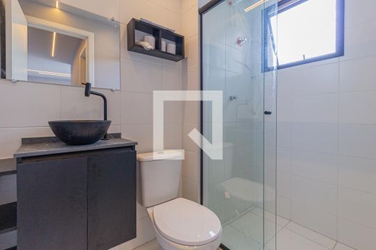 Banheiro de apartamento à venda com 1 quarto, 29m² em Km 18, Osasco