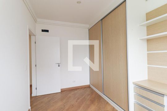 Quarto 1 de apartamento para alugar com 4 quartos, 255m² em Campo Comprido, Curitiba