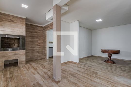 Sala de apartamento para alugar com 3 quartos, 120m² em Auxiliadora, Porto Alegre