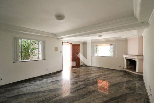 Casa à venda com 4 quartos, 250m² em Parque Mandaqui, São Paulo