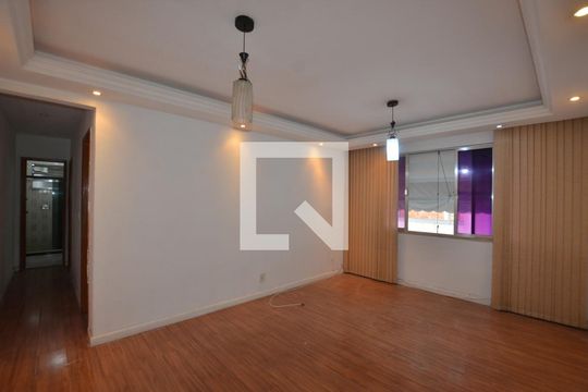 Sala de apartamento à venda com 2 quartos, 80m² em Irajá, Rio de Janeiro
