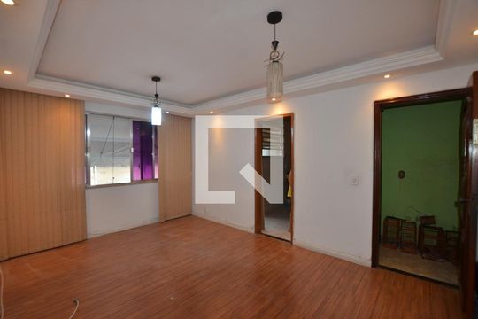 Sala de apartamento à venda com 2 quartos, 80m² em Irajá, Rio de Janeiro
