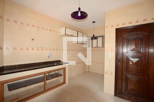 Cozinha de apartamento à venda com 2 quartos, 80m² em Irajá, Rio de Janeiro