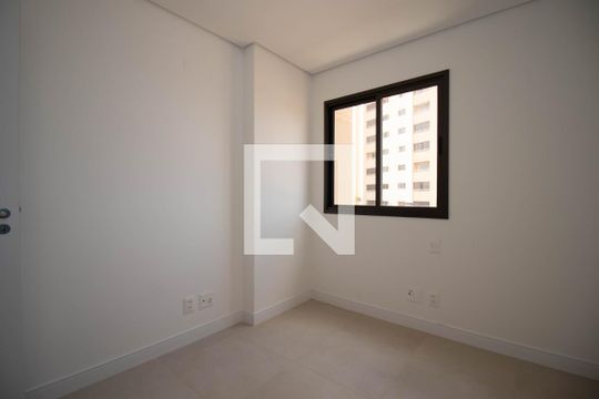 Quarto 2 de apartamento à venda com 3 quartos, 70m² em Samambaia Norte, Brasília