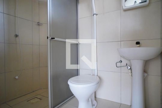 Banheiro de apartamento para alugar com 1 quarto, 50m² em Ingleses do Rio Vermelho, Florianópolis