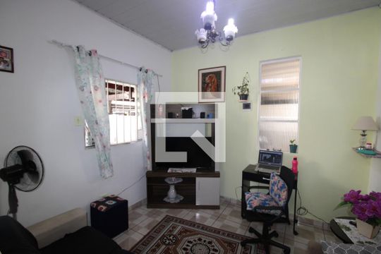 Sala de casa à venda com 5 quartos, 203m² em Água Fria, São Paulo