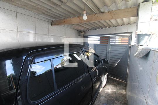Garagem de casa à venda com 5 quartos, 203m² em Água Fria, São Paulo