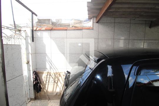 Garagem de casa à venda com 5 quartos, 203m² em Água Fria, São Paulo