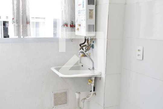 Área de Serviço de apartamento para alugar com 2 quartos, 44m² em Campo Grande, Rio de Janeiro