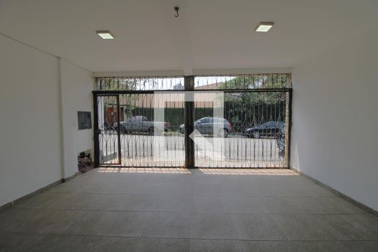 Garagem de casa para alugar com 3 quartos, 156m² em Vila Gea, São Paulo