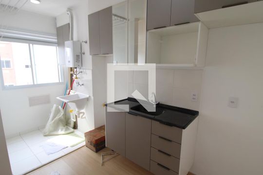 Cozinha de apartamento à venda com 2 quartos, 35m² em Parque Vitoria, São Paulo