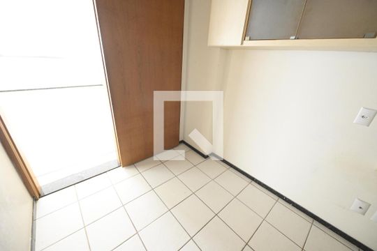 Quarto de apartamento à venda com 4 quartos, 141m² em Setor Nova Suica, Goiânia
