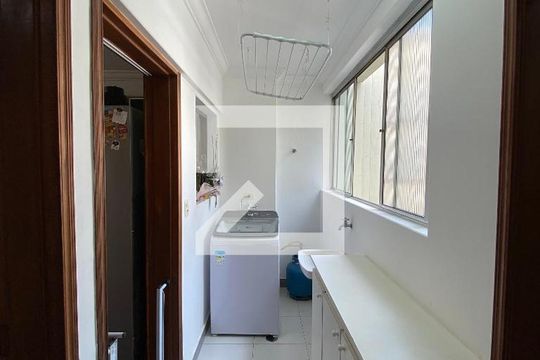 Lavanderia de apartamento para alugar com 3 quartos, 89m² em Vila Euclides, São Bernardo do Campo