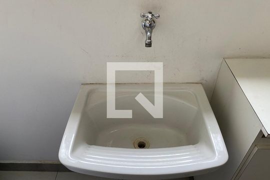 Lavanderia de apartamento para alugar com 3 quartos, 89m² em Vila Euclides, São Bernardo do Campo
