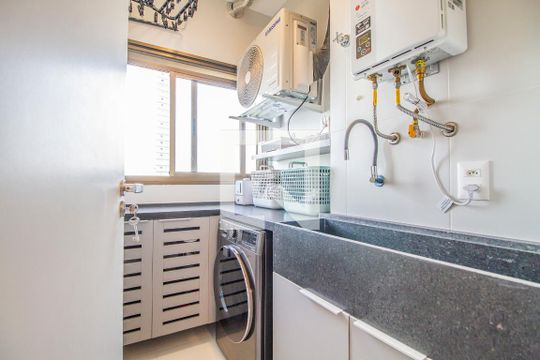 Área de Serviço de apartamento à venda com 1 quarto, 70m² em Sumarezinho, São Paulo
