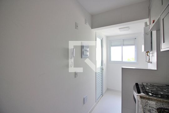 Cozinha de apartamento para alugar com 1 quarto, 55m² em Vila Lusitânia, São Bernardo do Campo