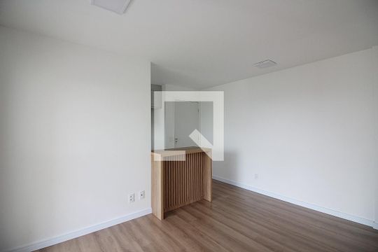 Sala  de apartamento para alugar com 1 quarto, 55m² em Vila Lusitânia, São Bernardo do Campo