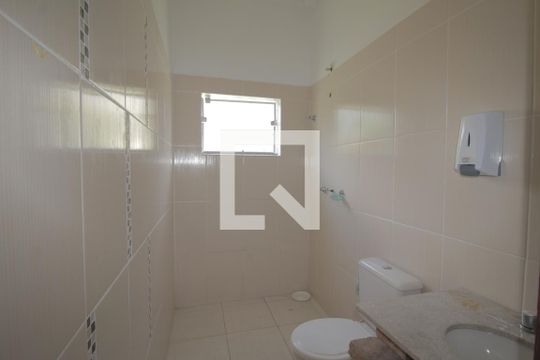 Banheiro de casa à venda com 3 quartos, 118m² em Estância Velha, Canoas
