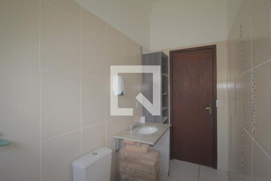 Banheiro de casa à venda com 3 quartos, 118m² em Estância Velha, Canoas