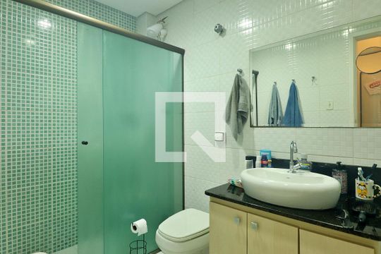 Banheiro de apartamento à venda com 2 quartos, 106m² em Centro, Santo André