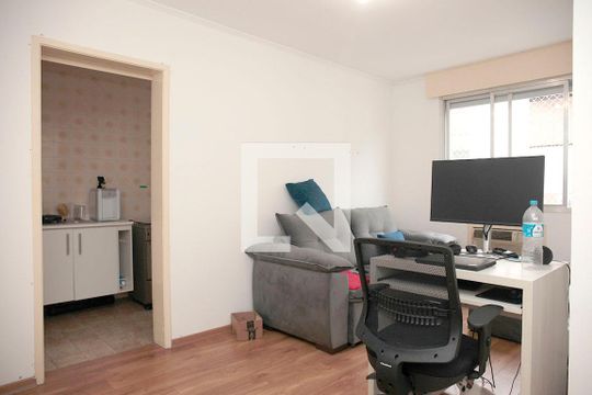 Sala de apartamento à venda com 1 quarto, 42m² em Bela Vista, Porto Alegre