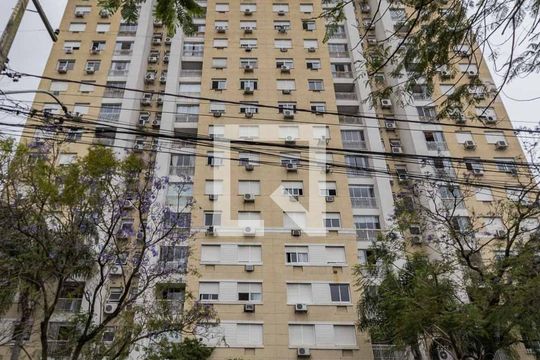 Fachada de apartamento à venda com 2 quartos, 62m² em Vila Ipiranga, Porto Alegre
