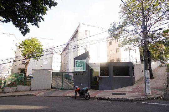 Fachada e portaria de apartamento para alugar com 2 quartos, 46m² em São João Batista (venda Nova), Belo Horizonte