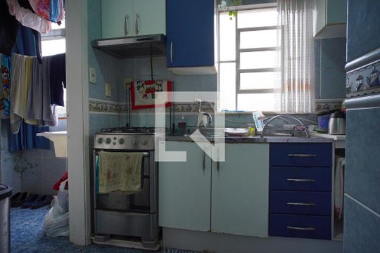 Cozinha de apartamento à venda com 2 quartos, 78m² em São Geraldo, Porto Alegre
