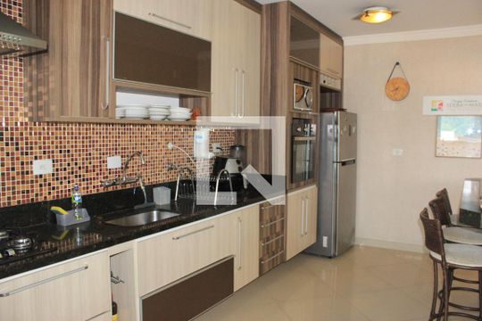 Cozinha de apartamento para alugar com 2 quartos, 72m² em Vila Rosália, Guarulhos
