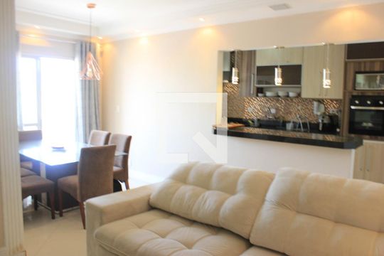 Sala de apartamento para alugar com 2 quartos, 72m² em Vila Rosália, Guarulhos