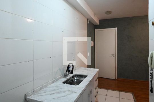 Cozinha de apartamento à venda com 2 quartos, 52m² em Jardim Celeste, São Paulo