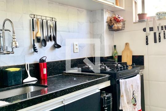 Cozinha de apartamento à venda com 1 quarto, 40m² em Riachuelo, Rio de Janeiro