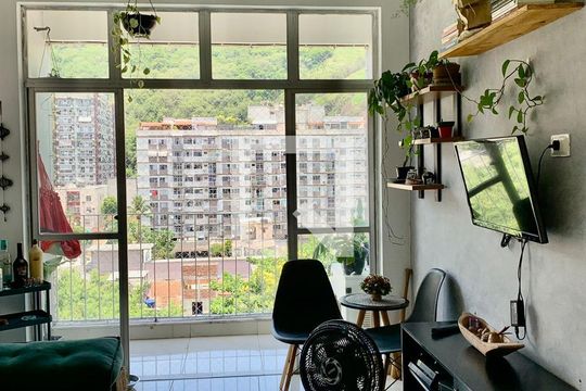 Sala de apartamento à venda com 1 quarto, 40m² em Riachuelo, Rio de Janeiro