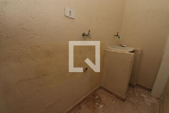 Lavanderia de casa para alugar com 1 quarto, 40m² em Vila Bancaria, São Paulo