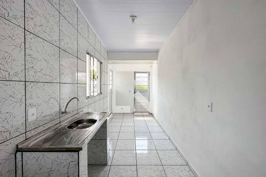 Cozinha de apartamento para alugar com 1 quarto, 31m² em Vila Nova Cachoeirinha, São Paulo