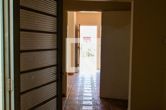 Corredor de casa para alugar com 2 quartos, 170m² em Bonfim, Campinas