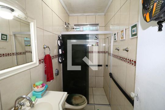 Banheiro da Suíte de casa para alugar com 3 quartos, 200m² em Vila Medeiros, São Paulo
