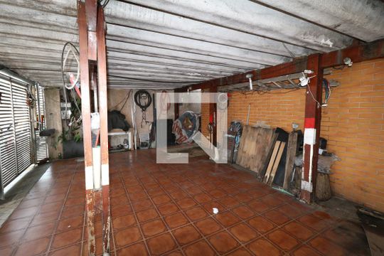 Garagem de casa para alugar com 3 quartos, 200m² em Vila Medeiros, São Paulo