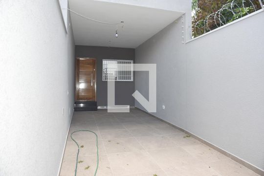 Garagem de casa à venda com 3 quartos, 141m² em Campo Grande, São Paulo