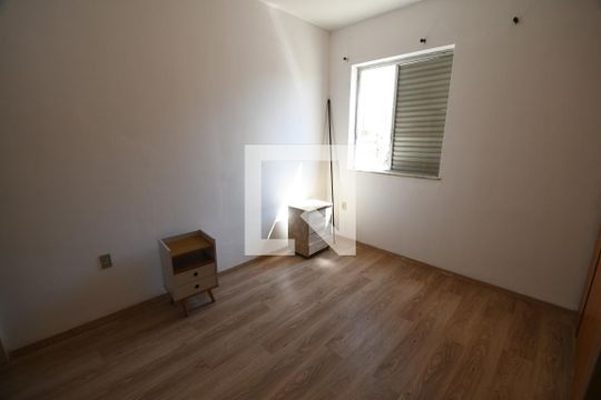 Quarto  de apartamento à venda com 1 quarto, 66m² em Vila Itapura, Campinas